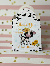 Load image into Gallery viewer, Little cow favor bags, Cow loop bags, Farm party decor, Farm decoration, Little cow birthday, Farm table decor, First birthday party.