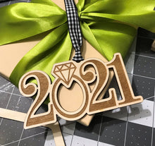 Load image into Gallery viewer, 2021 Engaged ornament, 2022 Married ornament, 2021 Christmas gift, 2021 Christmas tree, Wedding ring ornament, Christmas engaged ornament